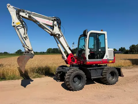 Takeuchi TB 175 W Graafmachine (bj 2004)