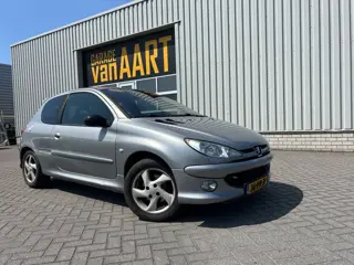 Peugeot 206 1.6-16V XS | LEER | INRUILKOOPJE | APK 10-2026 | CLIMATE