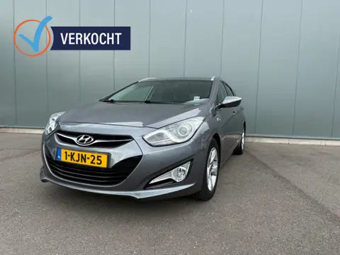 Hyundai i40 Wagon 1.6 GDI B. Bns Ed. CAMERA / KEYLESS / NAP !