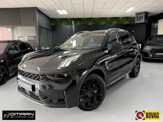 Lynk & Co 01 1.5 Plug-in Hybrid 261PK BLACK EDITION 360 CAM