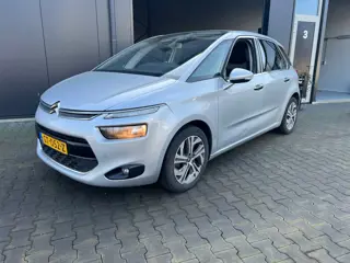 Citroen C4 Picasso 1.6 THP Shine ( SCHADE LEES TEKST )