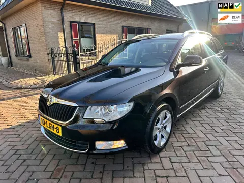 Skoda Superb Combi 1.8 TSI Ambition Nieuwe Motor !