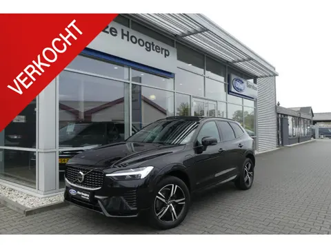 Volvo XC60 2.0 T6 Plug-in hybrid AWD R-Design FACELIFT!, ELEKT. TREKHAAK (2.100KG), PANO, WINTER PAC