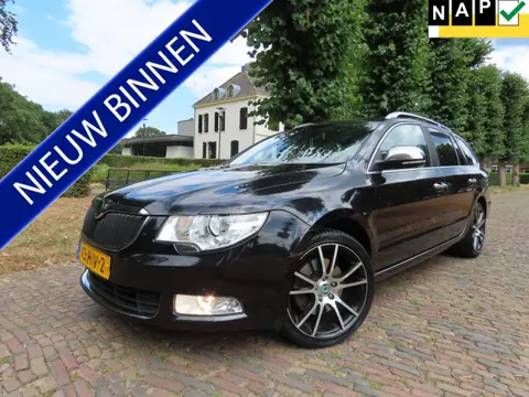 Škoda Superb Combi 2.0 TSI Ambition Business Line Automaat/DSG Ecc Cruisecontrol Navigatie Xenon Beu