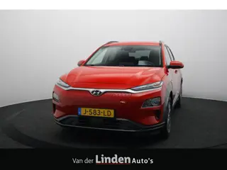 Hyundai KONA EV Fashion 64 kWh 3- Fase SOH 95,8% | Trekhaak | Warmtepomp | Camera | Navigatie | Head