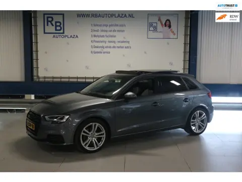 Audi A3 Sportback 35 TFSI CoD Advance PANO/ DEALER ONDH/ S-LINE