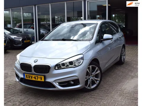 BMW 2-serie Active Tourer 225i xDrive | LEDEREN BEKLEDING | NAVI | CLIMATE CONTROL | ACHTERUITRIJCAM