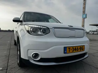 Kia Soul EV ExecutiveLine 27 kWh CLIMA CRUISE CAMERA CARPLAY