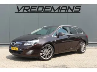 Opel Astra Sports Tourer 1.4 Turbo Cosmo LEDER/NAVI