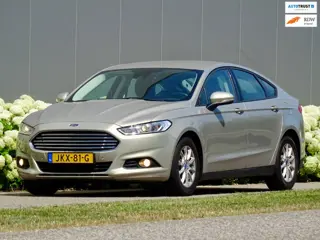 Ford MONDEO 1.5 TITANIUM /// Dealer-Oh / Nieuw-Staat /