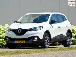 Renault KADJAR 1.2 TCe BOSE // PEARL-WHITE / LEER / 19INCH