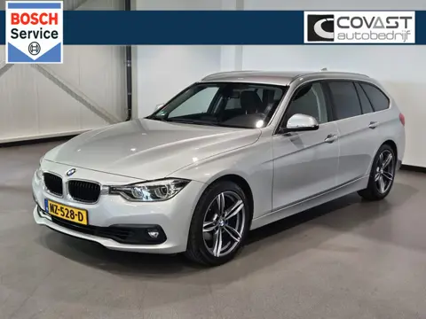 BMW 3-serie Touring 320i Executive | Navi | LED | 171d.km