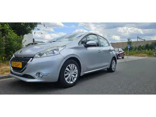 Peugeot 208 1.2 VTi Access
