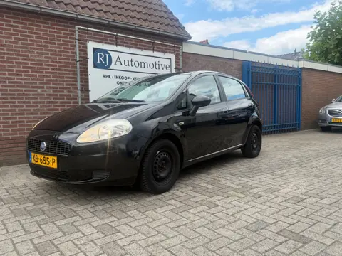 Fiat Punto 1.4 Active APK3-2027 (bj 2007)