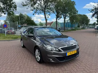 Peugeot 308 SW 1.6 BlueHDI Blue Lease panorama