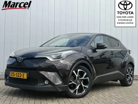 Toyota C-HR 1.8 Hybrid Style NL Auto Dealer Onderhouden Trekhaak JBL PDC BSM Stoel Stuur Verwarming