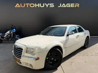 Chrysler 300C 3.0 V6 CRD Diesel Automaat TECNIC 100% good!