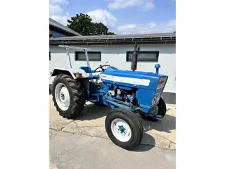 Ford 3000