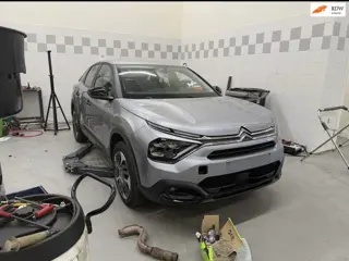 Citroen C4 1.2 PureTech Shine Bj 2022 Navigatie Motor Defect