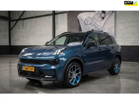 Lynk & Co 01 1.5|Plug-In Hybrid 262PK| Zwarte hemel| MY2024| BTW|