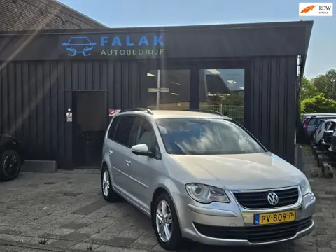 Volkswagen Touran 1.4 TSI Highline 7 personen