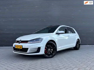 Volkswagen Golf 2.0 TSI GTI Performance| PANO| REMUS| LED|CARPLAUY|DYNAUDIO| KLEPPENUITLAAT|