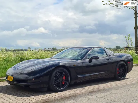 Chevrolet USA Corvette C5 coupe 5.7 V8 aut. Black Edition -> 350 pk !!