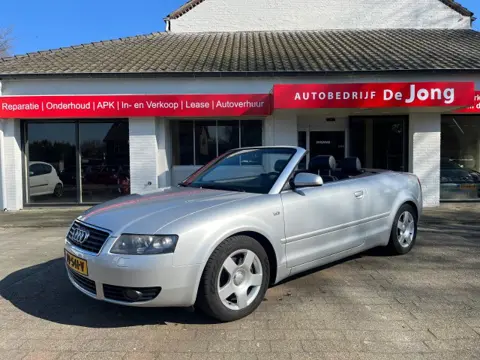 AUDI A4 CABRIOLET 2.5 V6 TDI AUTOMAAT **TOP STAAT** / LEDER / CRUISE CTR. / TREKHAAK