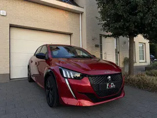 Peugeot 208 1.2 GT Aut VirtualCockpit Carplay Camera Navi Sportstoelen Led 17" Pdc GT-Line