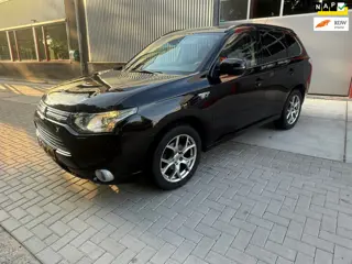 Mitsubishi Outlander 2.0 PHEV Instyle+