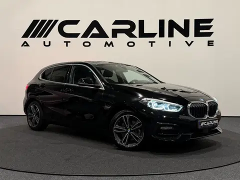 BMW 1-serie 118i Introduction Edition AUT. VIRTUAL SFEERVER. SPORTSTOELEN ACC KEYLESS NAP GARANTIE A