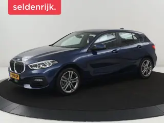 BMW 1-serie 116i Business Edition  | Trekhaak | Cruise control | DAB+ | Bluetooth | Carplay | Climat