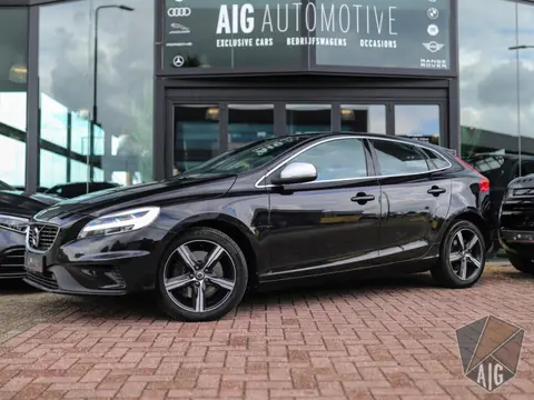 Volvo V40 2.0 D3 R-Design | BTW | Stoelverw. | Camera | Full-LED | Navi