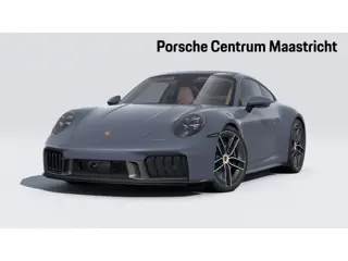Porsche 911 Carrera 4 GTS