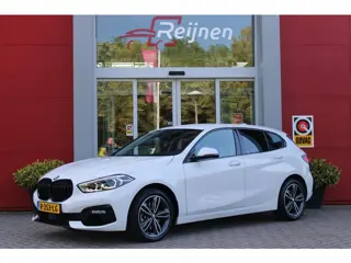 BMW 1-serie 116i AUTOMAAT HIGH EXECUTIVE | DRAADLOZE APPLE CARPLAY/ANDROID AUTO | NAVIGATIE | PARKEE