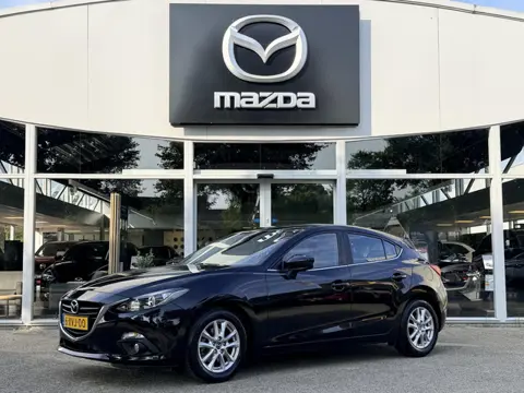 Mazda 3 2.0 Skylease NL-Auto, Dealer Ondh., Navigatie, Apple Carplay / Android Auto, Trekhaak, A.Rij