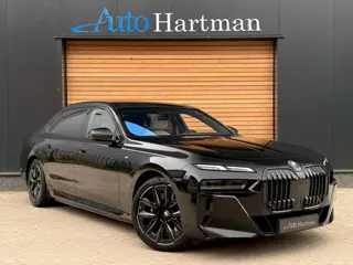 BMW 7-serie 750e xDrive M-Sport MASSAGE|INNOVATIE-PACK|SKYLOUNGE|BOWERS&WILKINS