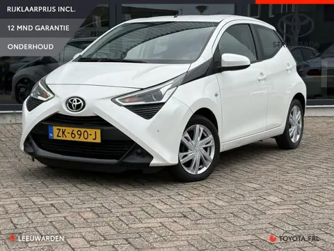 Toyota Aygo 1.0 VVT-i x-play limited