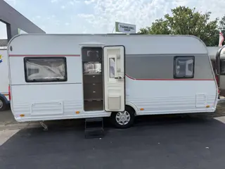 Bürstner Averso 490 TS FRANSBED RONDZIT LUIFEL