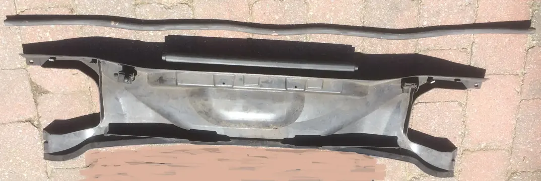 Bmw 1- reeks e81, e82, e87, e88 schutbord afdekplaat, rubber