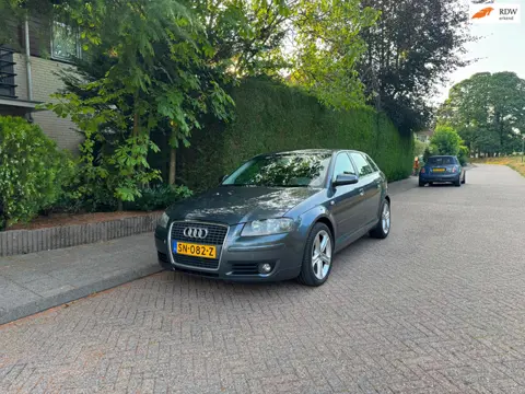 Audi A3 Sportback 2.0 FSI Attraction RIJDSUPER!/6BAK/AIRCO