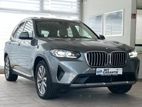 BMW X3 xDrive30e ** LASER, BEIGE LEDER, TREKH, PANORAMA, HuD, ACC, 19-inch LMV ** 1e eig - UNFALLFRE