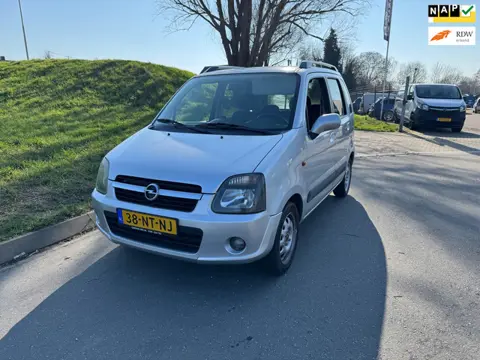 Opel Agila 1.2-16V Cosmo Trekhaak