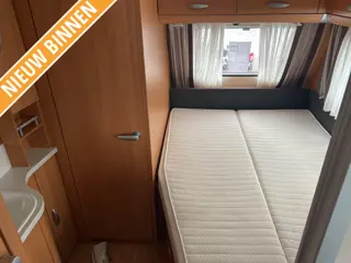 Knaus Sport 450 FU FRANS BED RONDZIT LUIFEL
