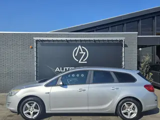 Opel Astra Sports Tourer 1.4 Edition *AC*CC*Very Well-Kept*