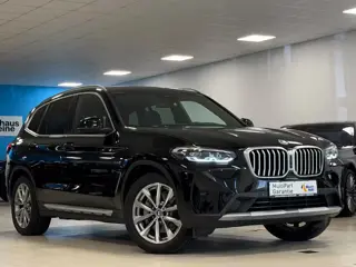 BMW X3 xDrive30e ** LED, LEDER, PANORAMA, VERW. ST, HuD, ALARM, 19-inch LMV ** 1e eig - UNFALLFREI *