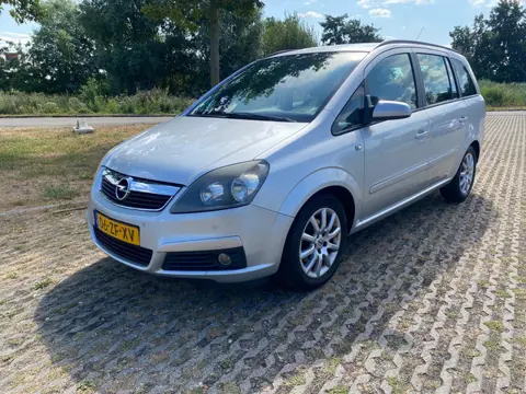 Opel Zafira 1.8 Temptation | 7persoons | Automaat