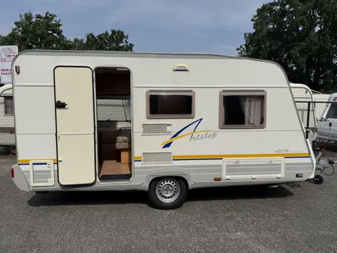 Bürstner Artstep Sportiv 420 TN TREINZIT GEWONE ZIT TOP