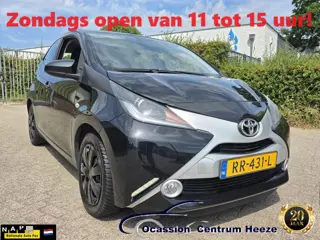Toyota Aygo 1.0 VVT-i x-Play BLACK, Camera! Nwe Apk! SUMMER SALE!