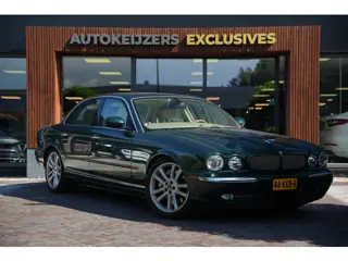Jaguar XJR 4.2 V8 S/C Youngtimer Schuifdak Leer Navi Stoelverw.